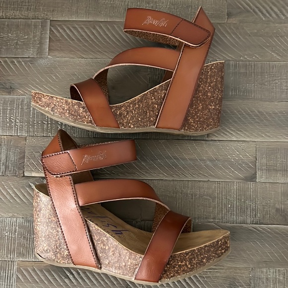 Blowfish Malibu Women's Hapuku Wedge Sandal - Picture 5 of 10